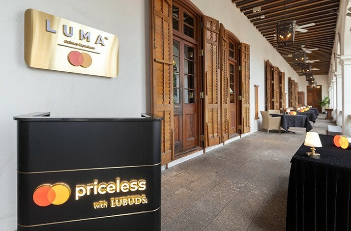 Entrance of the LUMA restaurant.